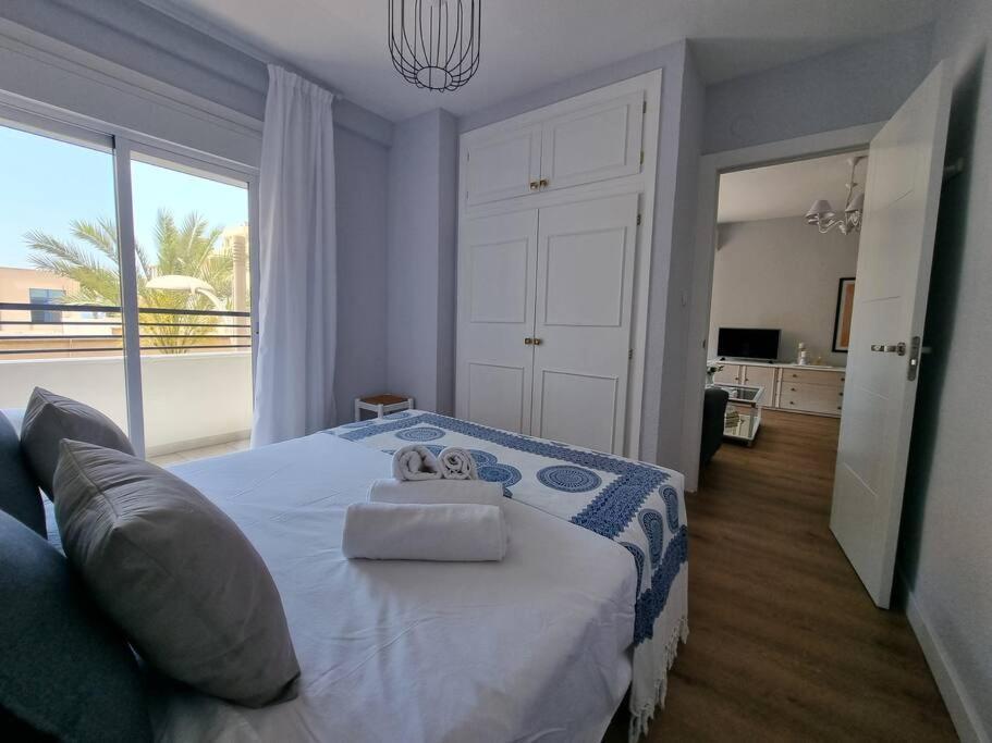 Aguadulce, Apto Santa Monica 2 Hab Con Terraza, Aire, Wifi, A 5 Min De La Playa Aguadulce  Exterior photo